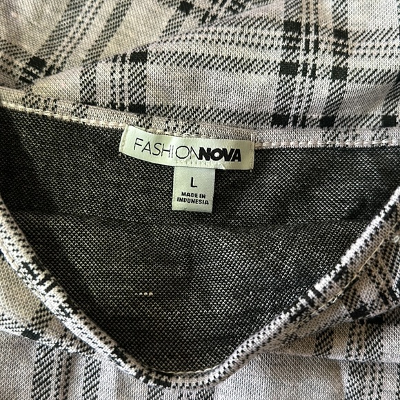 ❣️3/$30 FASHION NOVA mini dress - Picture 5 of 6